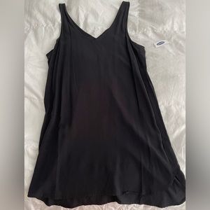 NWT black Old Navy mid length dress